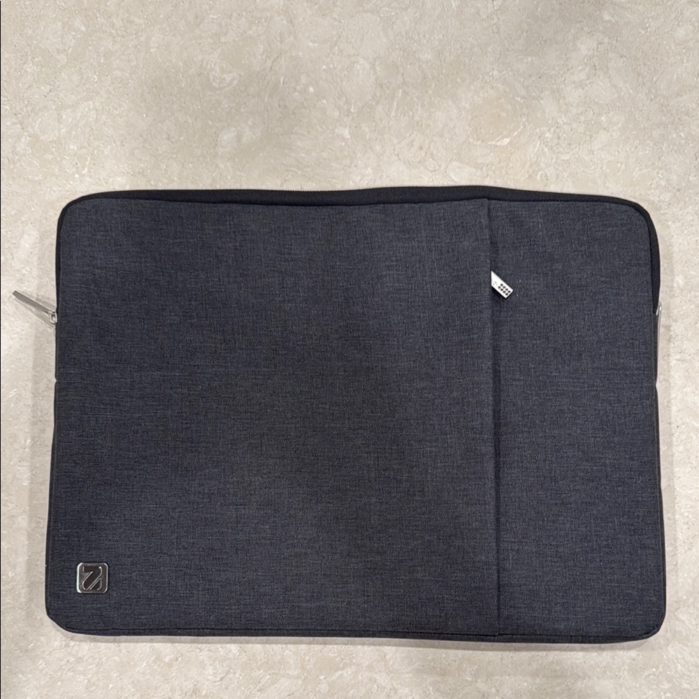 Stylish Black Laptop Sleeve 14 1/2“ x 10 1/2“ canvas padded laptop sleeve
